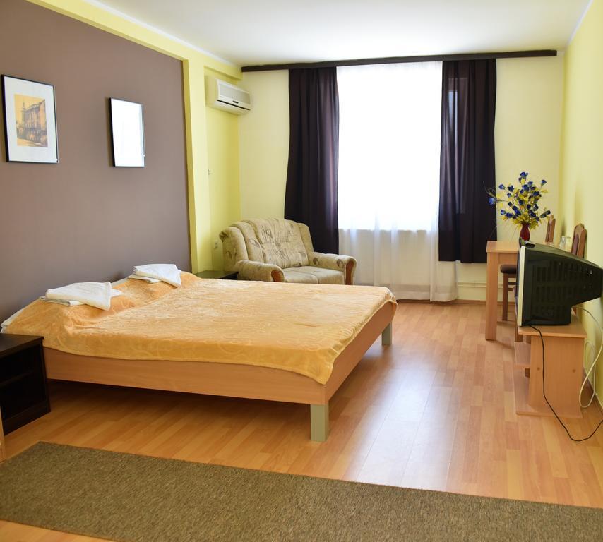 Hostel Milkaza Novi Sad Extérieur photo