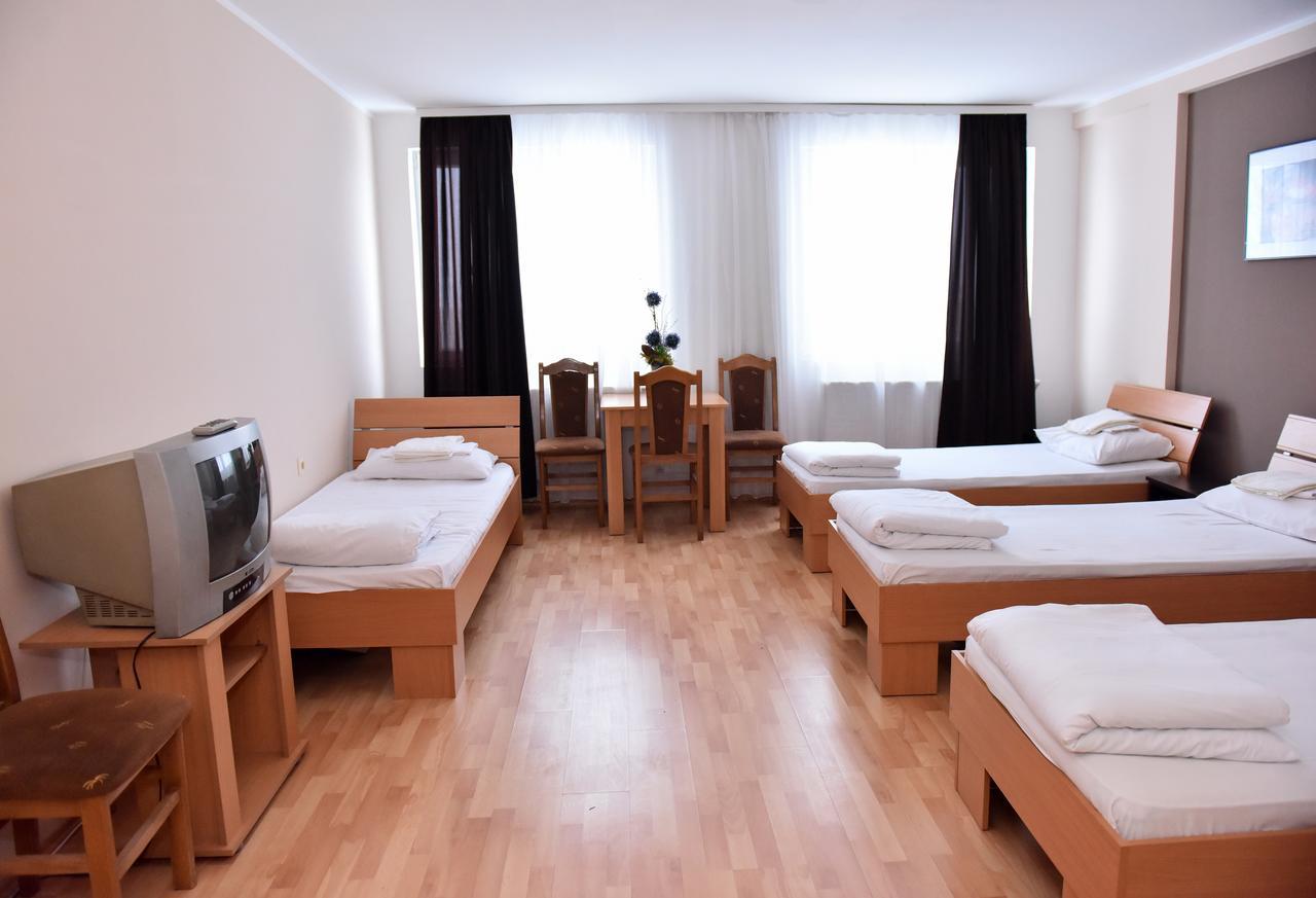 Hostel Milkaza Novi Sad Extérieur photo