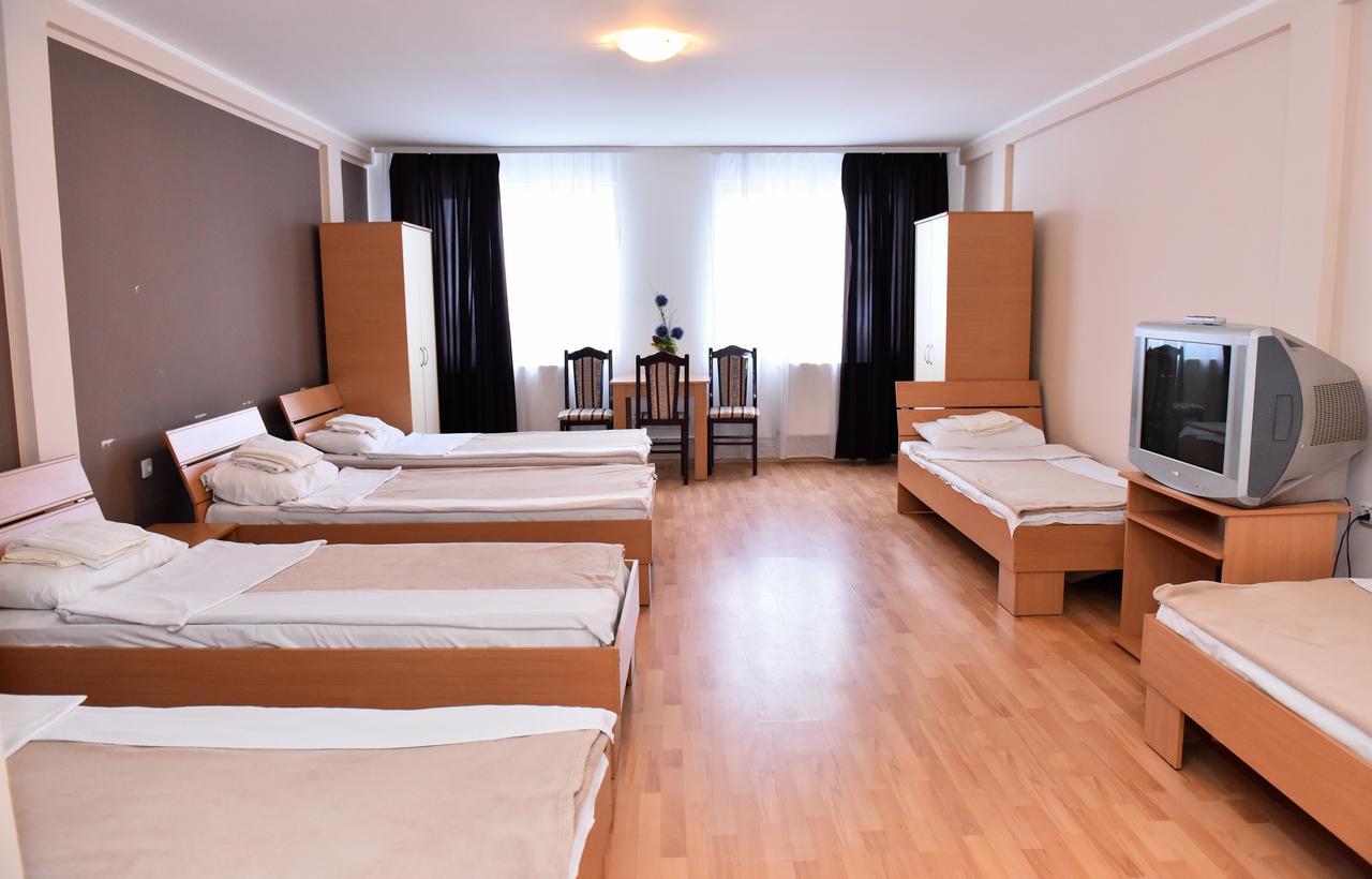 Hostel Milkaza Novi Sad Extérieur photo