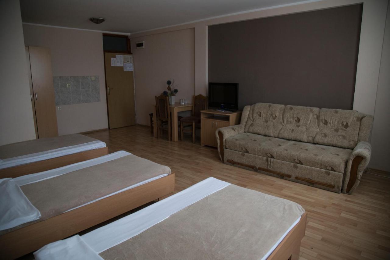 Hostel Milkaza Novi Sad Extérieur photo