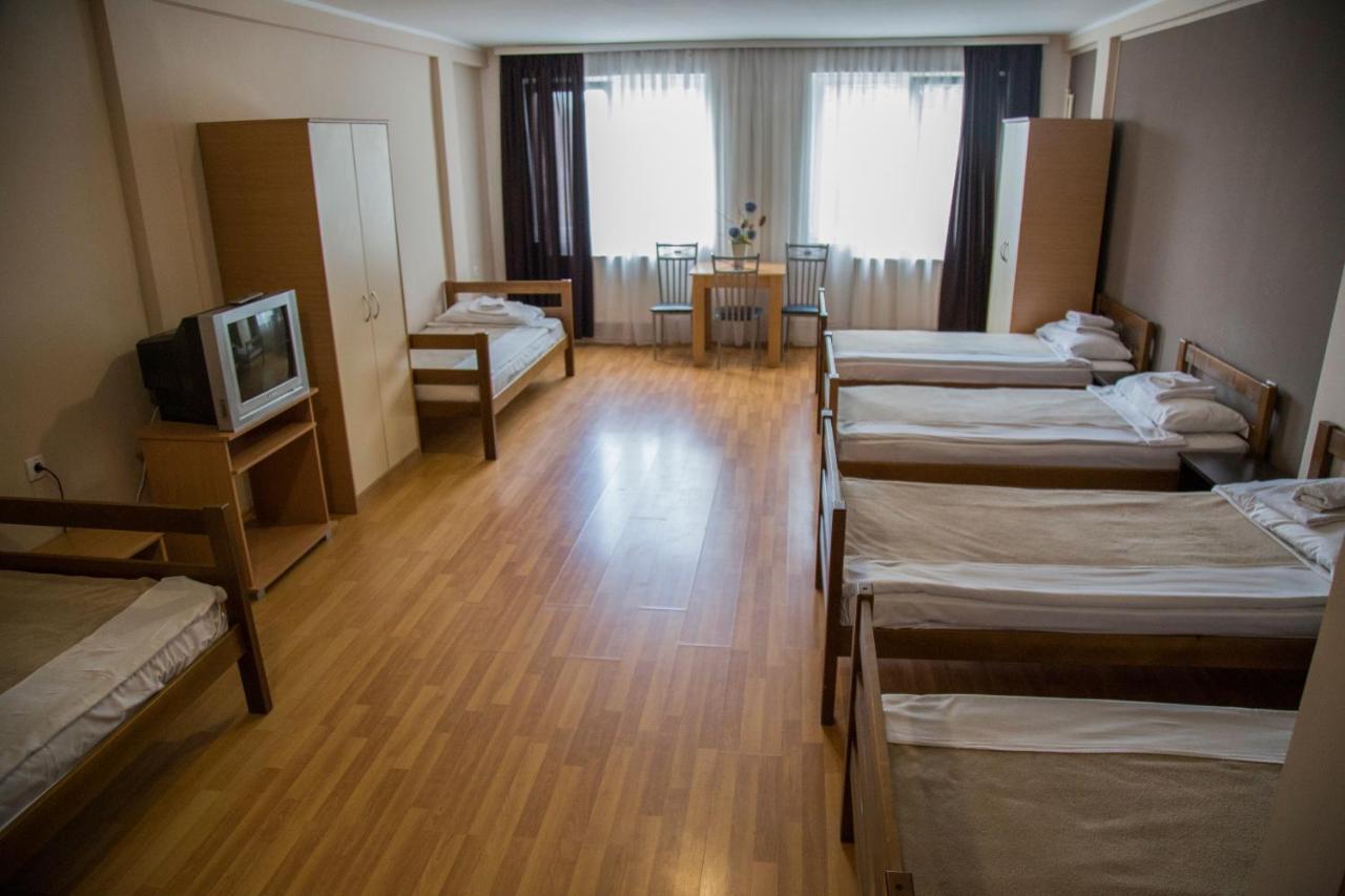 Hostel Milkaza Novi Sad Extérieur photo