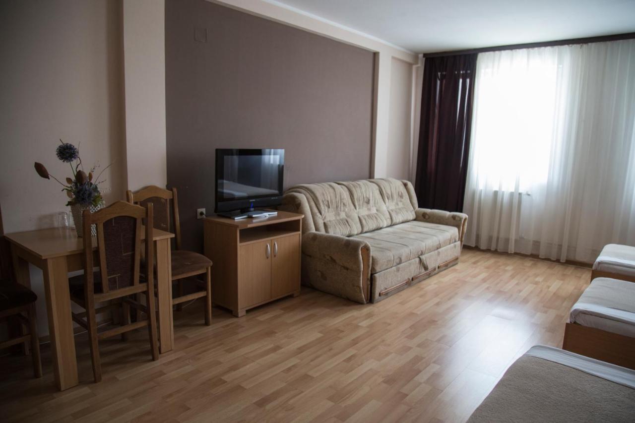 Hostel Milkaza Novi Sad Extérieur photo